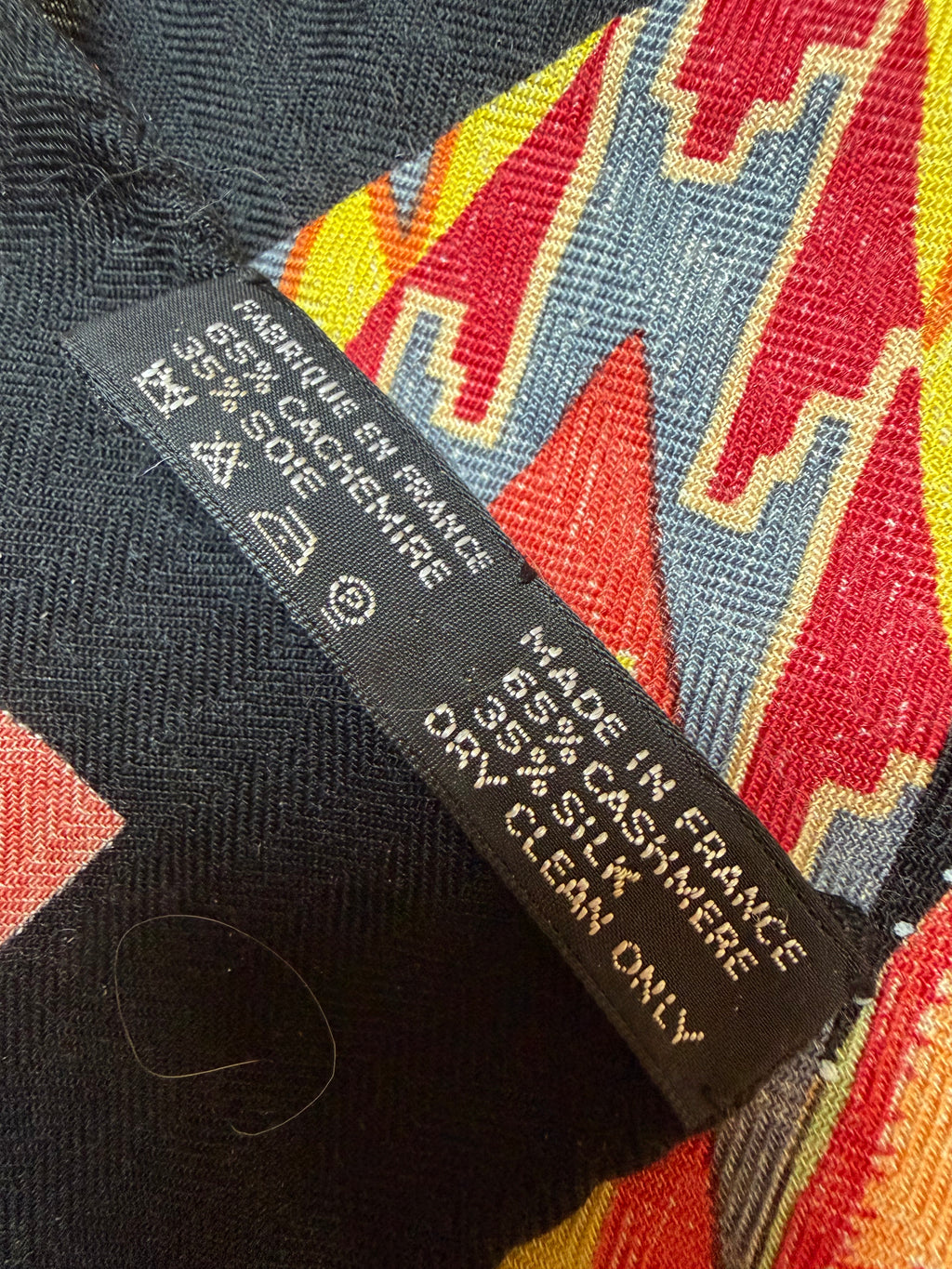 Hermès Les Danses des Indiens Cashmere Silk Shawl 140 – Kermit Oliver – Vintage