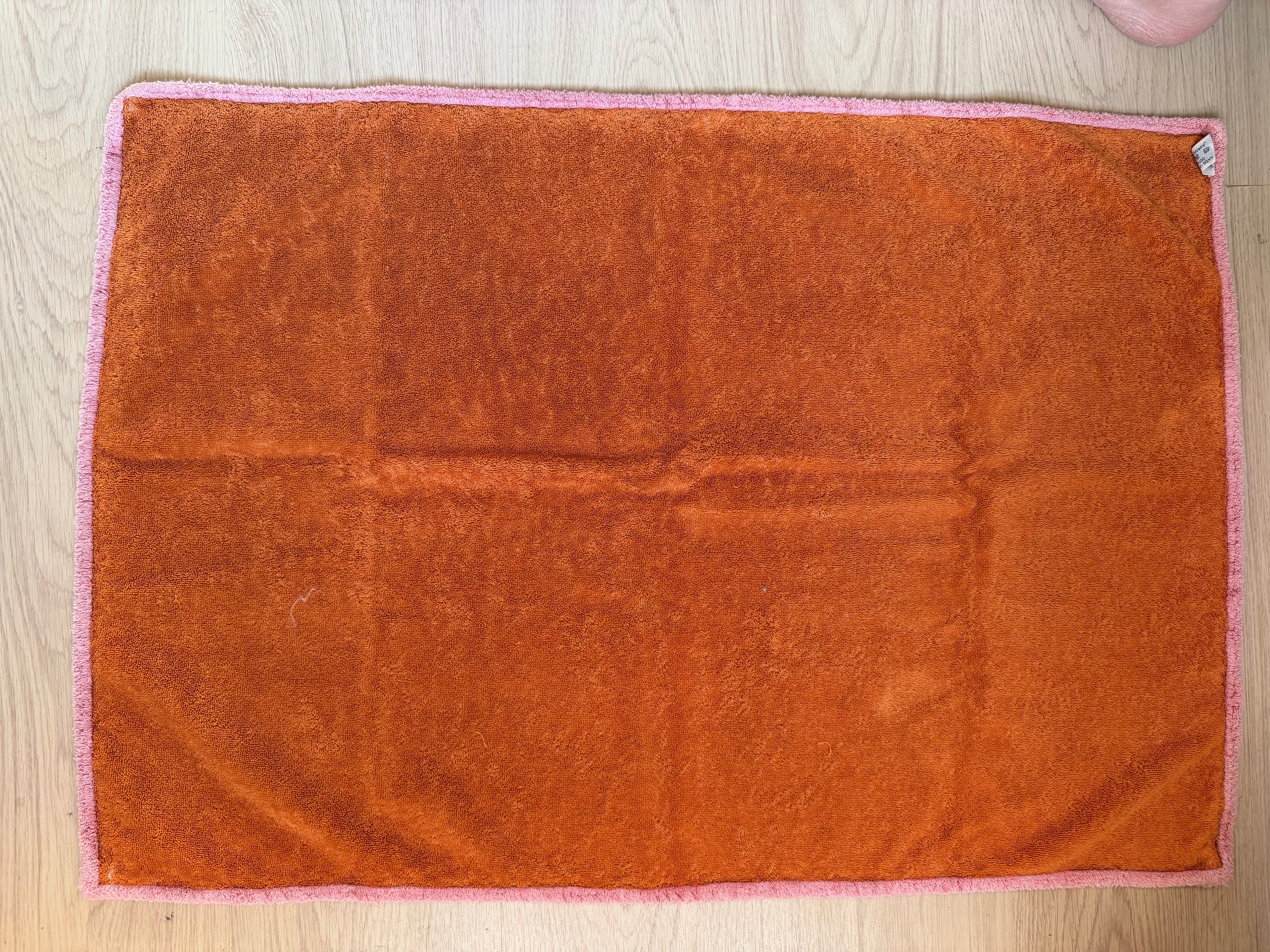 Vintage Hermès Paris Rhinoceros Cotton Terry Towel – 60 × 90 cm – Made in France