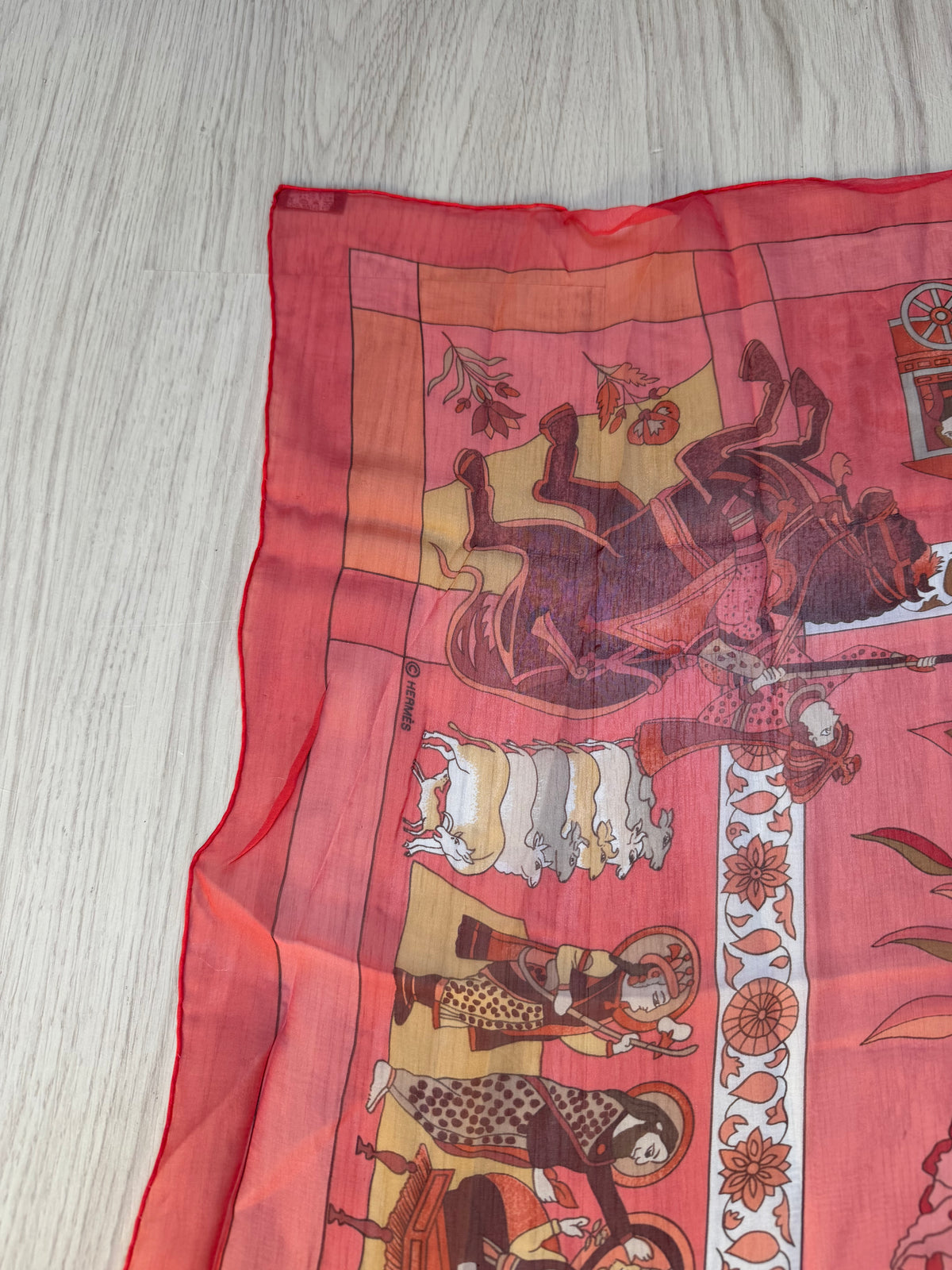 Hermès Fantaisies Indiennes Mousseline GM 140 by Loïc Dubigeon – Vintage Silk Chiffon Shawl
