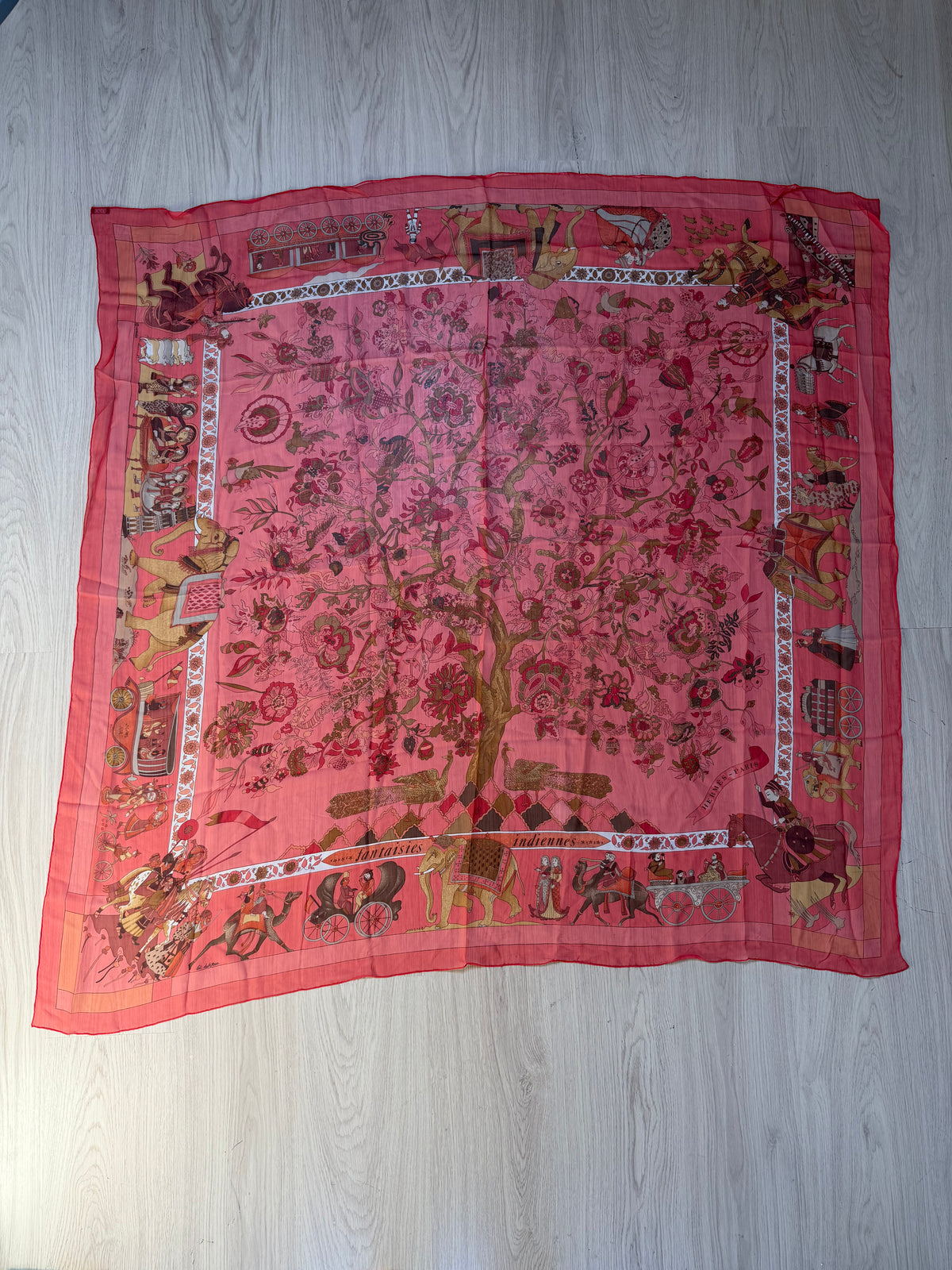 Hermès Fantaisies Indiennes Mousseline GM 140 by Loïc Dubigeon – Vintage Silk Chiffon Shawl