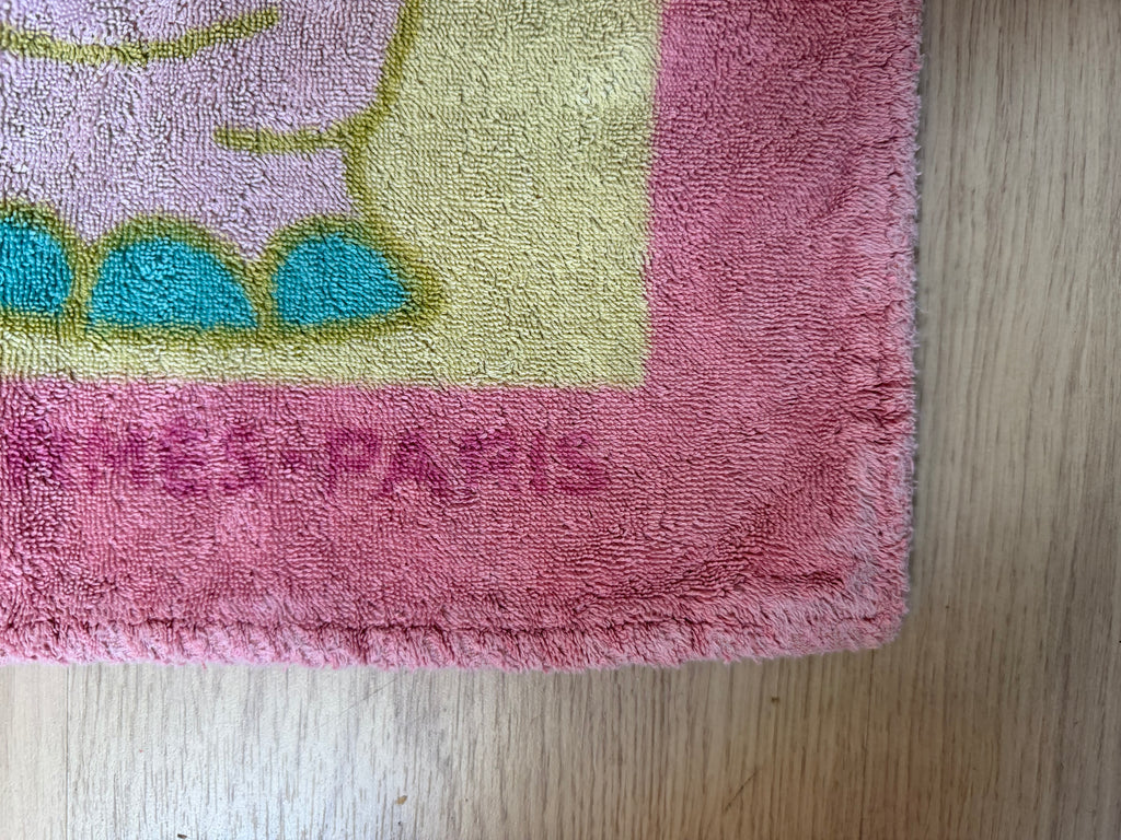 Vintage Hermès Paris Rhinoceros Cotton Terry Towel – 60 × 90 cm – Made in France