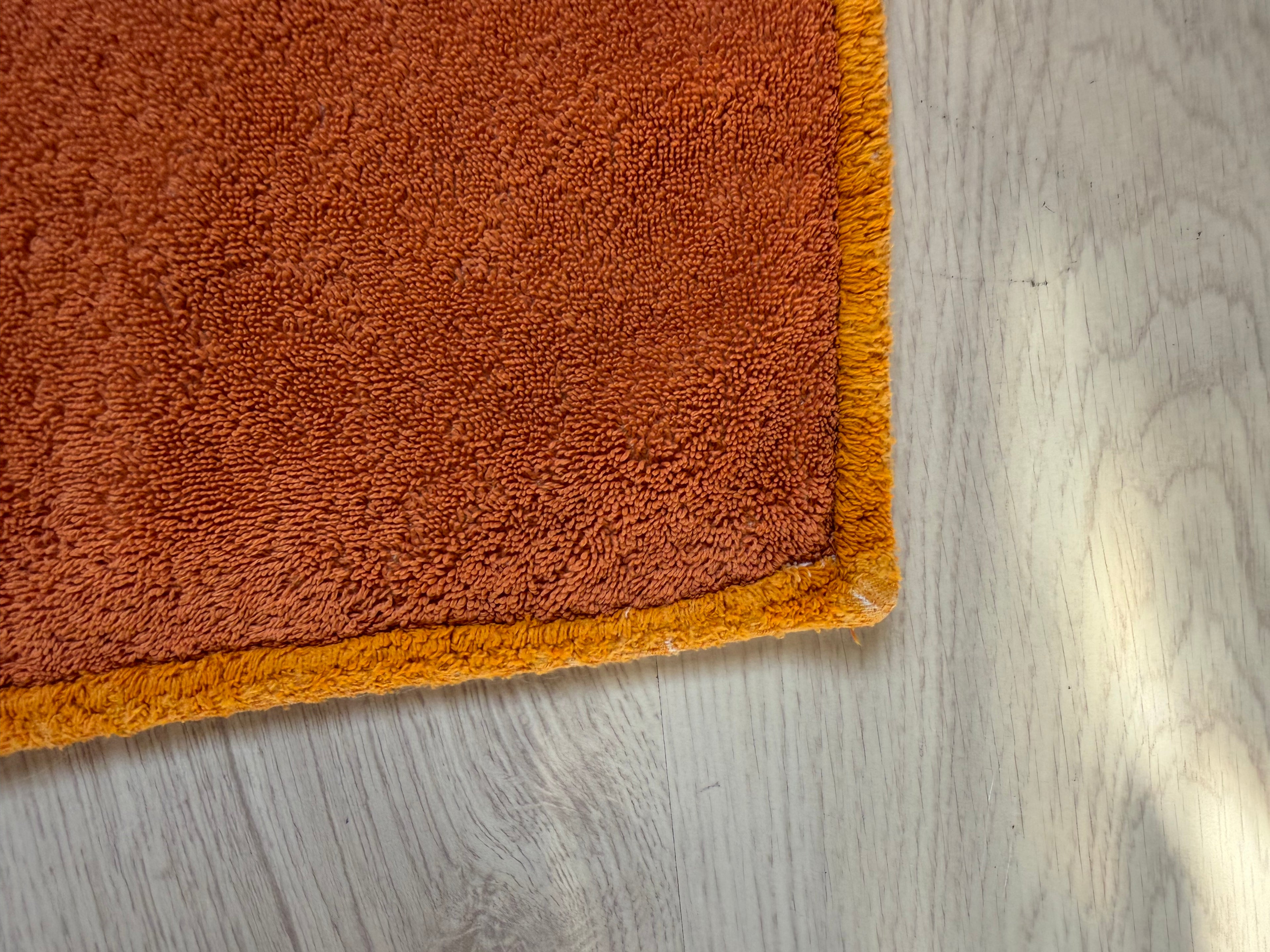 Vintage Hermès Paris Elephants Cotton Terry Towel – 60 × 90 cm – Made in France
