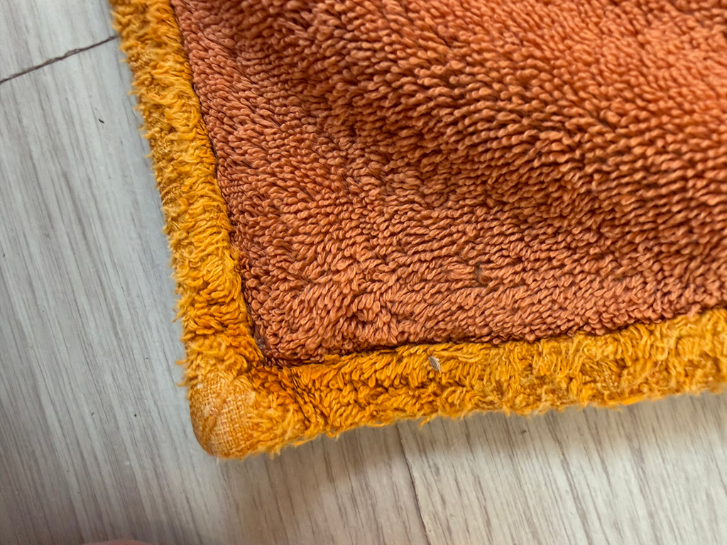 Vintage Hermès Paris Elephants Cotton Terry Towel – 60 × 90 cm – Made in France
