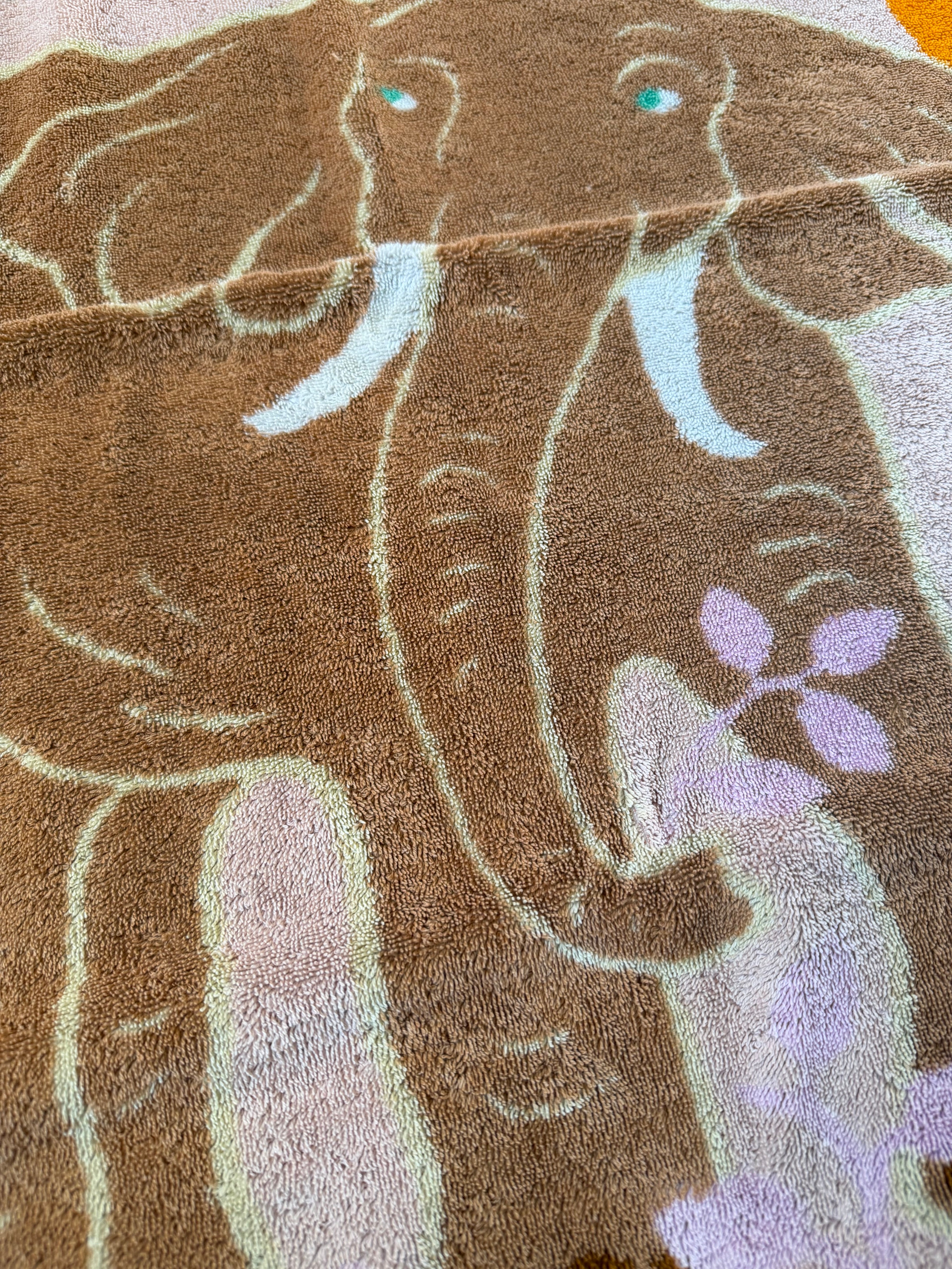 Vintage Hermès Paris Elephants Cotton Terry Towel – 60 × 90 cm – Made in France