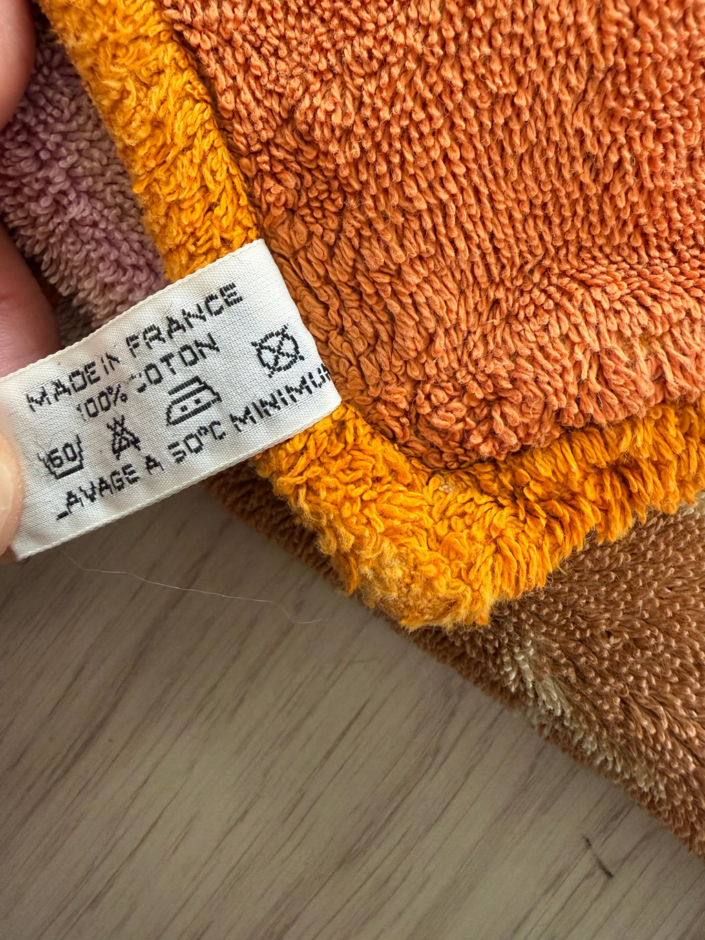 Vintage Hermès Paris Elephants Cotton Terry Towel – 60 × 90 cm – Made in France