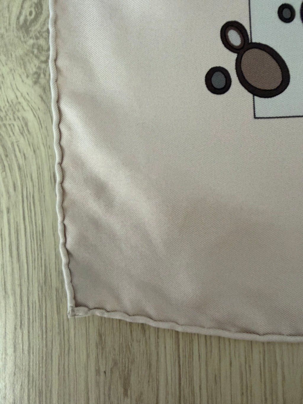 Hermès À Contre-Courant Silk Scarf 90