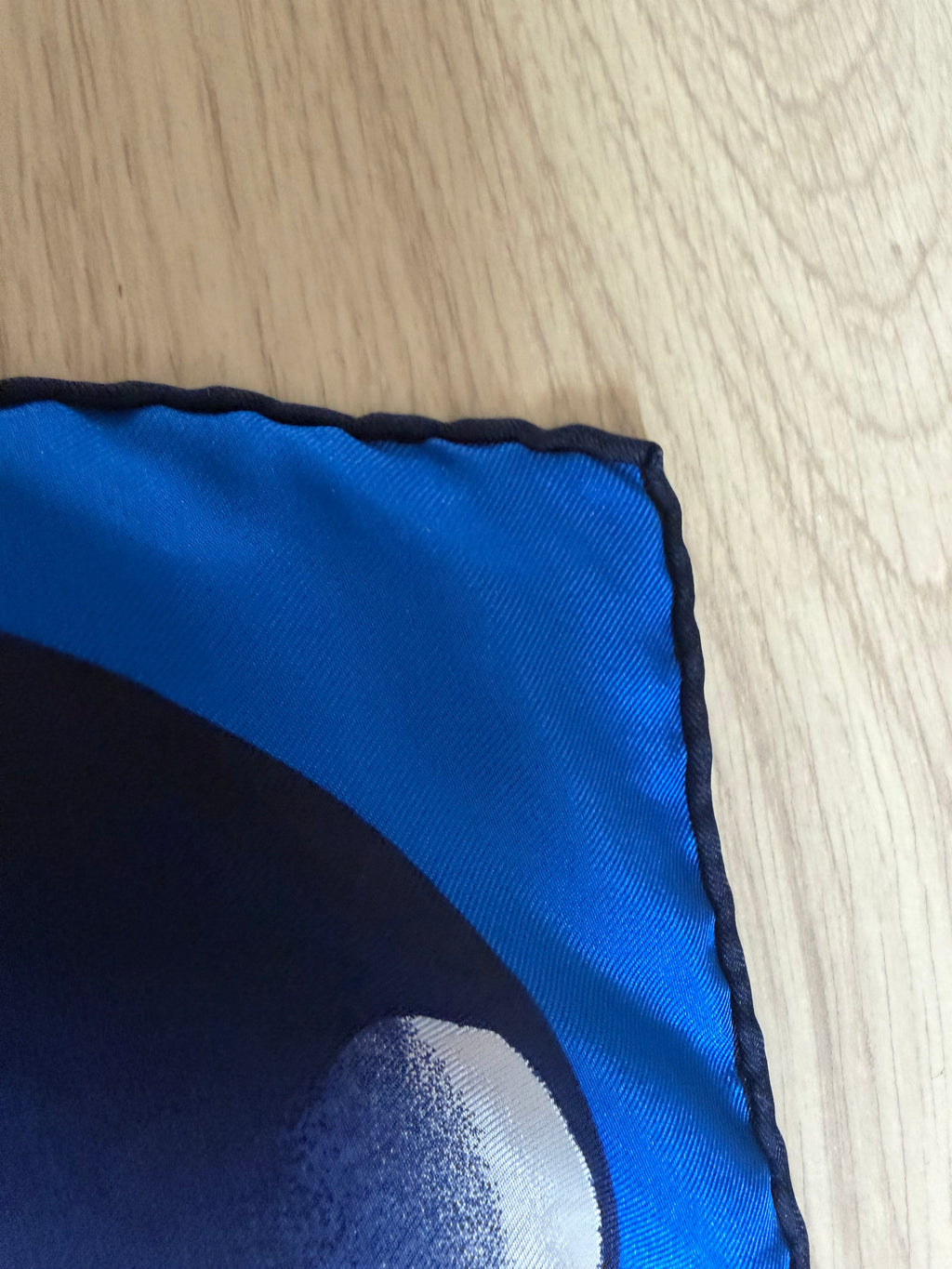 Cartier Paris Panthère Silk Scarf 90